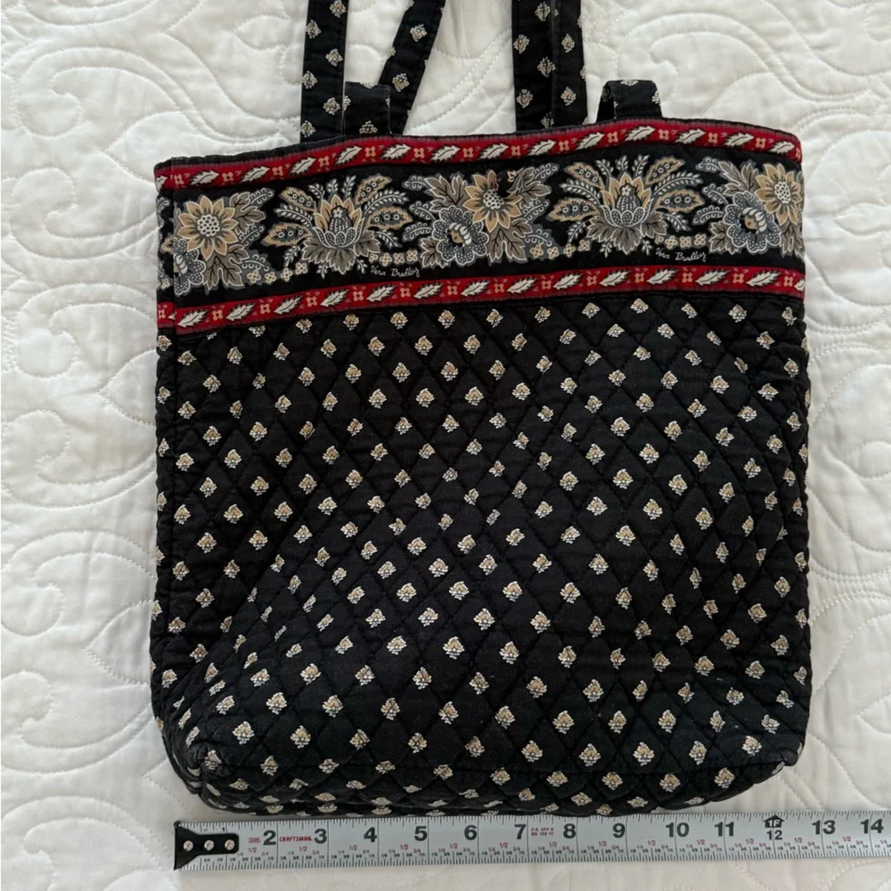 Vera Bradley Classic Quilted‎ Flower & Leaf ShoulderTote Book Bag Black EUC - Picture 7 of 9